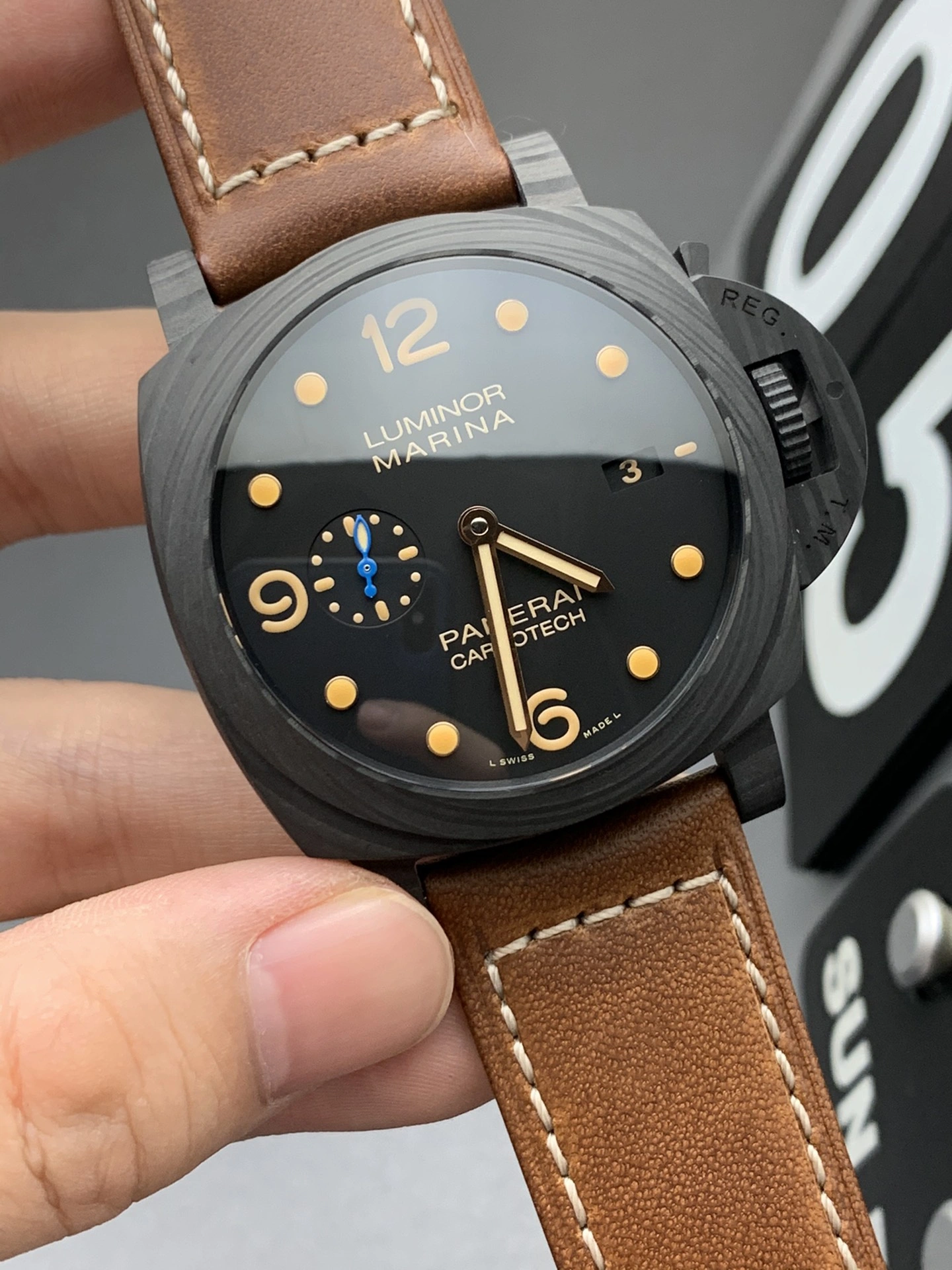 CBD Factory Panerai Luminor Marina Carbotech 44mm PAM00661 1:1 Super Clone – DDP.9010 Movement Effortless 375